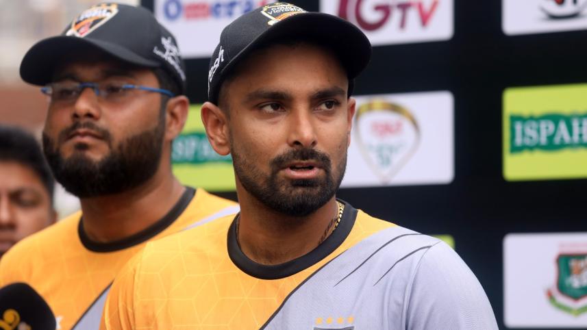 liton_before_bpl_qualifier_against_rangpur_2024.jpg