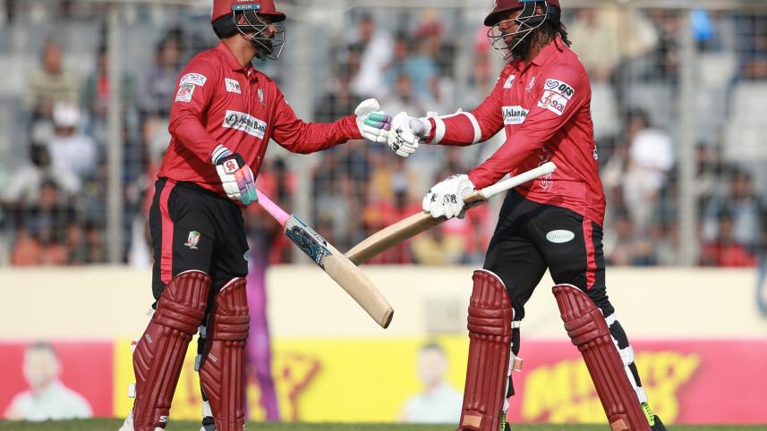 Tamim Iqbal, Kyle Mayers.jpg