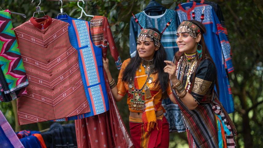 Saree makeover magic: Mix, match, and stand out this Pahela Baishakh