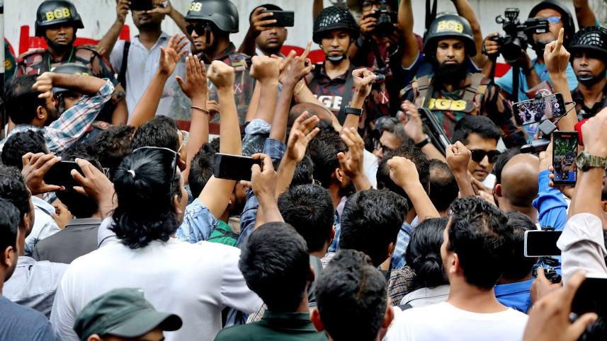 15 hurt at DU Quota protest