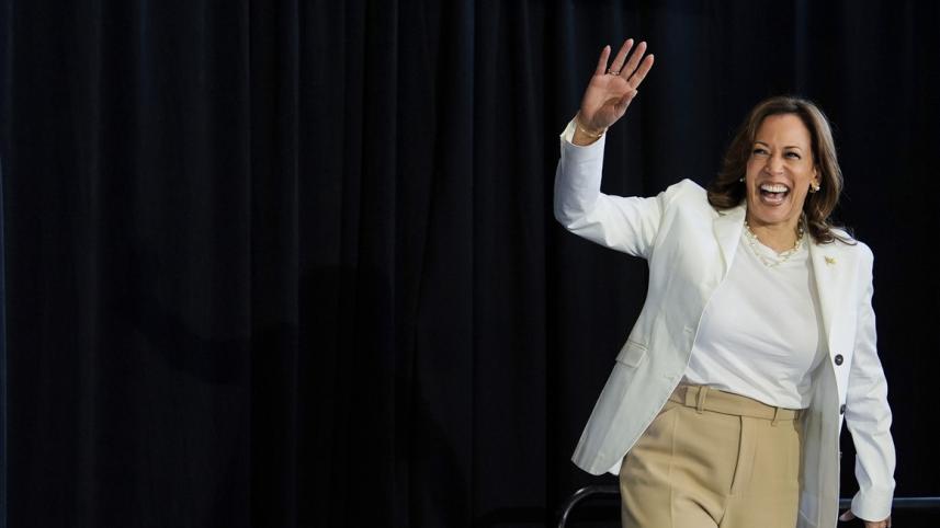 Taylor Swift endorses Kamala Harris after US presidential debate.jpg