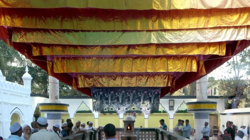 Politics of destroying shrines and unmaking places