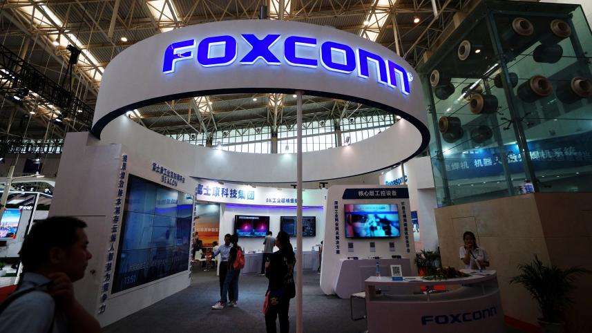 foxconn earnings.jpg