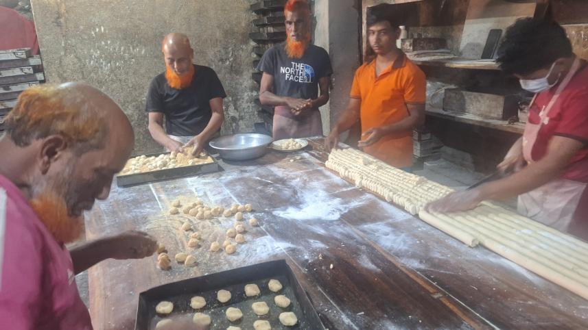 fakir-chan-bakery-barishal-02.jpg