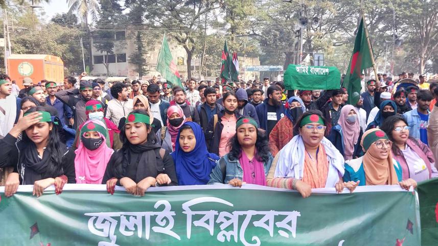 students gathering at Shaheed Minar
