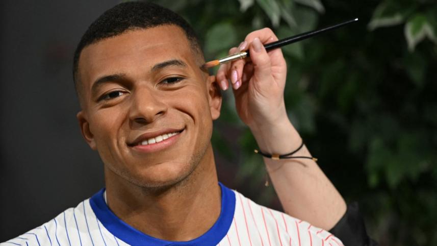 afp_20250403_392e2pq_v1_preview_britainfrancecelebrityfblmbappe.jpg