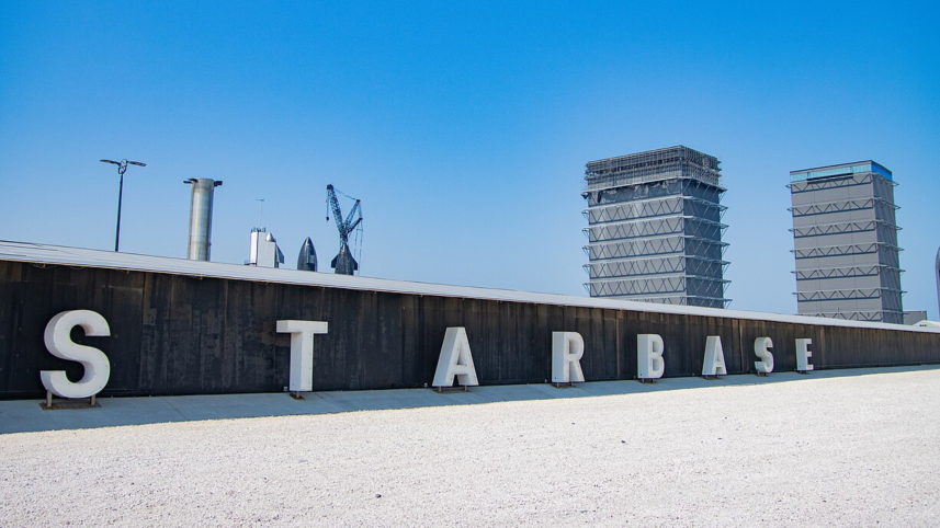 Starbase city