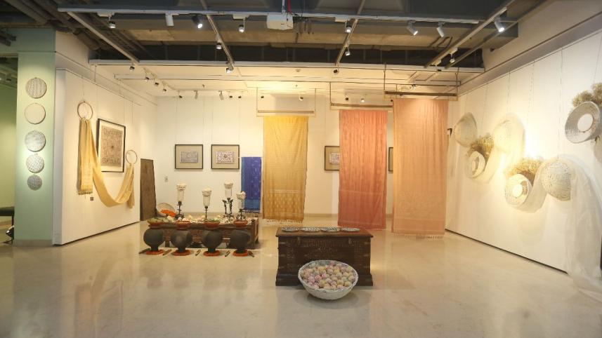 Maheen Khan revives Bangladeshi heritage with silk elegance 