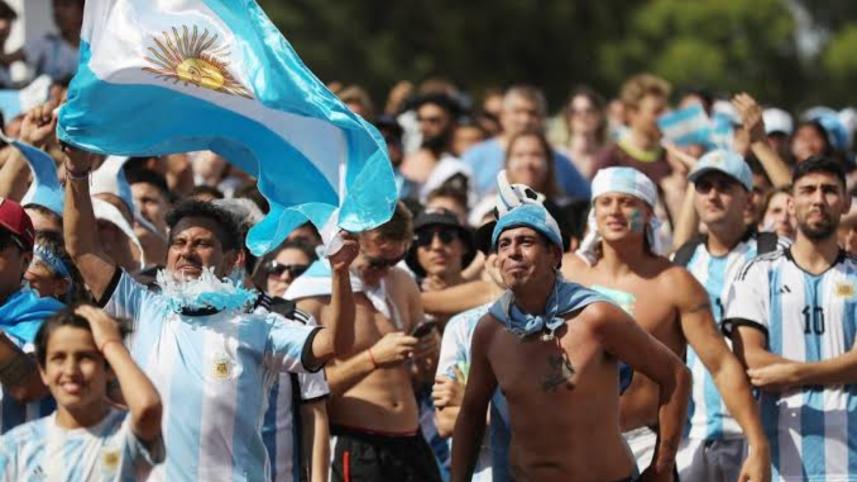argentina_fans_.jpg