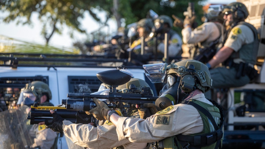 afp_20250608_49l62hj_v1_preview_usagentsprotestersclashagaininlosangelesoverimm.jpg