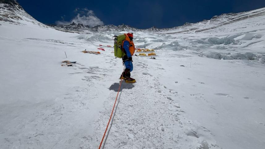 Ikarmul Hasan Shakil sea to summit.jpg