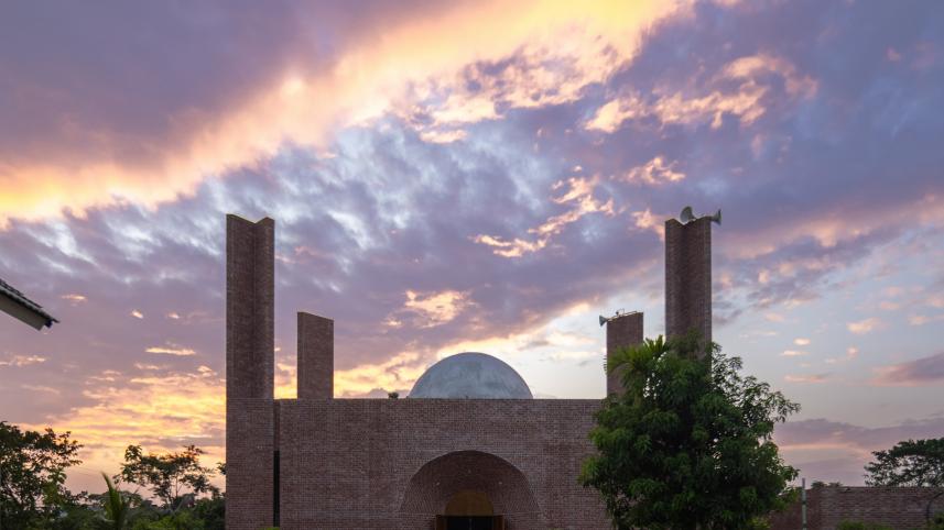 Madaripur’s Bait‑ur‑Rayaan Mosque wins global DNA Paris Award 2025