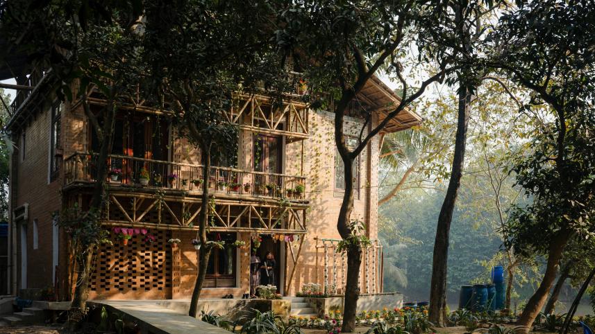 Flood‑proof living: Meet Dhaka’s floating ‘Swapner Bari’