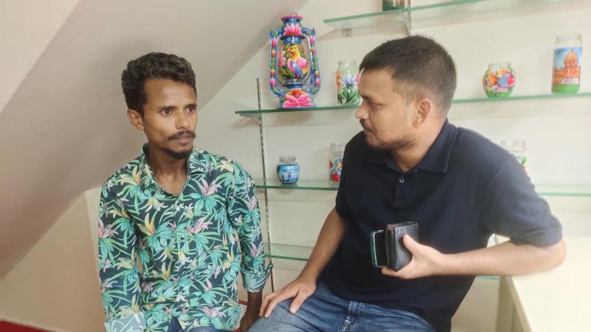 “Pappu’s Art School for All” brings rickshaw painting to everyone