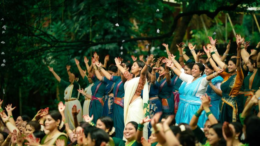 “Ghonoghota” unites all ages through monsoon dance