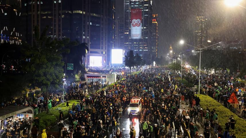 oe_-_protests_in_indonesia_-_reuters_file.jpg