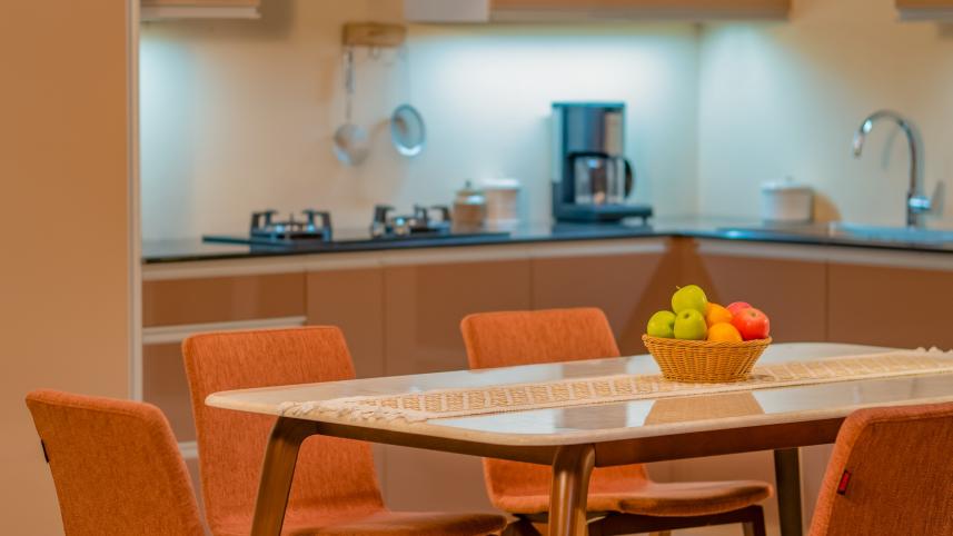 Stylish yet practical dining room tips for newlyweds