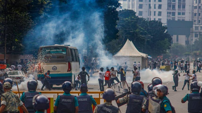 Police remove protesters.jpg