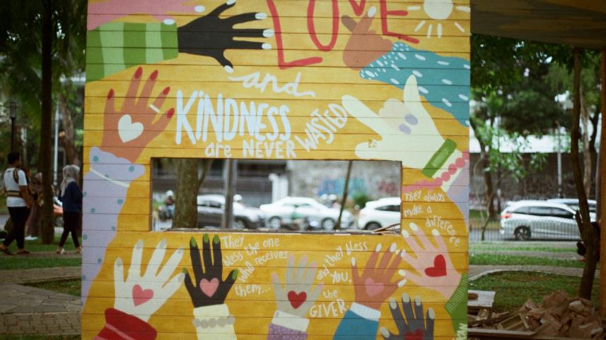 Your brain wants you to be kind — here’s why       ditto-bowo-fnv_6o4stlg-unsplash.jpg