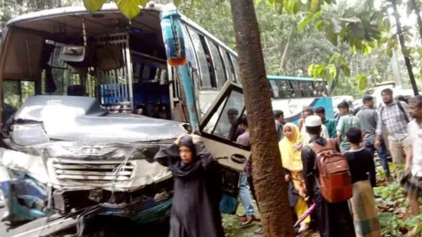 bus microbus collision Cox’s Bazar