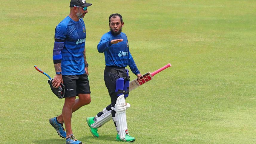 Pothas might just need a magic wand.jpg