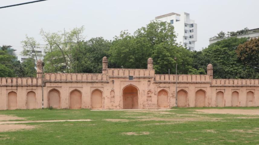 dhanmondi eidgah story.jpg