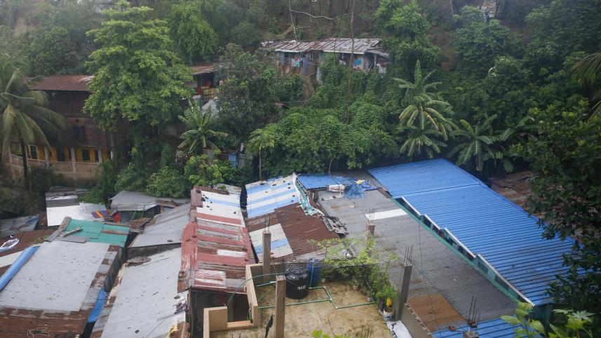 Thousand living in Hill_4a46.jpg