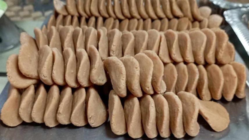 Traditional sweetmeat _18bf.jpg