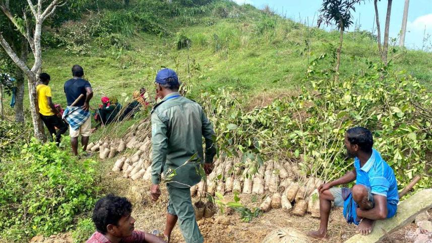 Lawachharas uncertain boundaries since 28yrs_756d.jpg