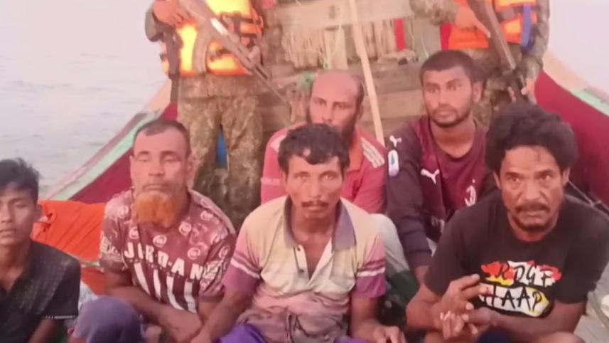 Arakan Army abducts dozens of Bangladeshi fishermen off Teknaf St. Martins_dbad.jpg