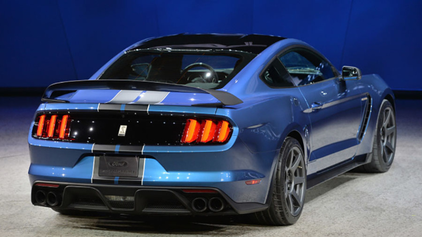 2016 Shelby GT350R blue.jpg