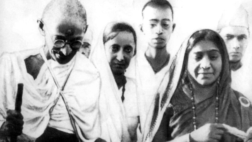 gandhis-salt-march3.jpg