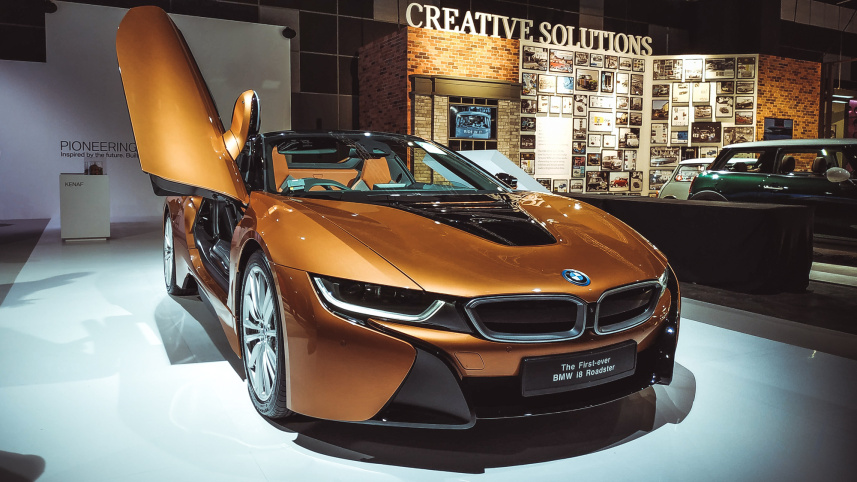 i8 Roadster