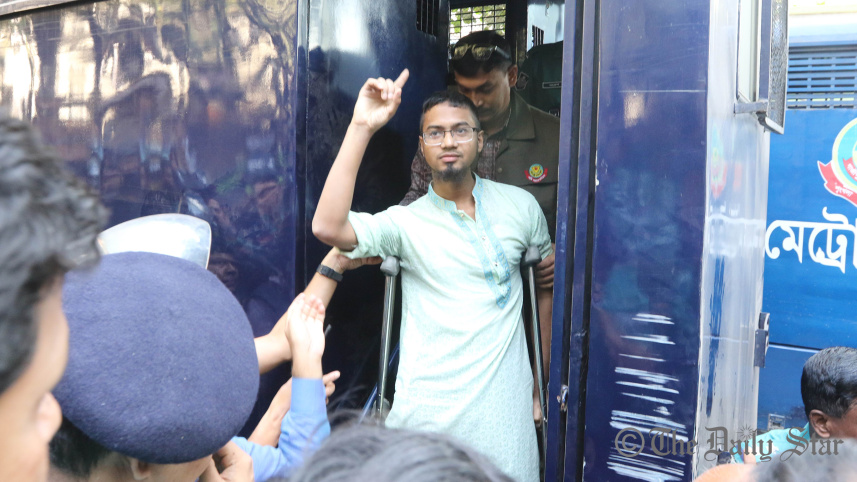 a_convict_points_toward_the_crowd_during_the_verdict_in_the_holey_artisan_cafe_attack_case._photo-anisur_rahmanstar.jpg