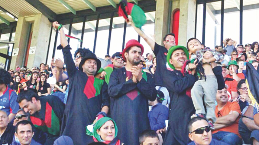 afg fans cheer.jpg