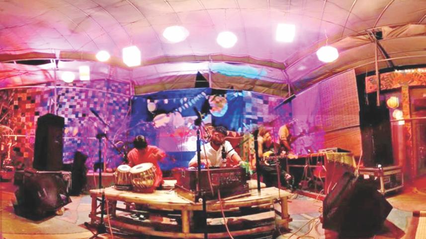 Anusheh Anadil 1.jpg