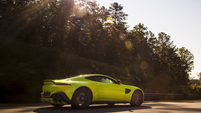 Aston Martin Vantage