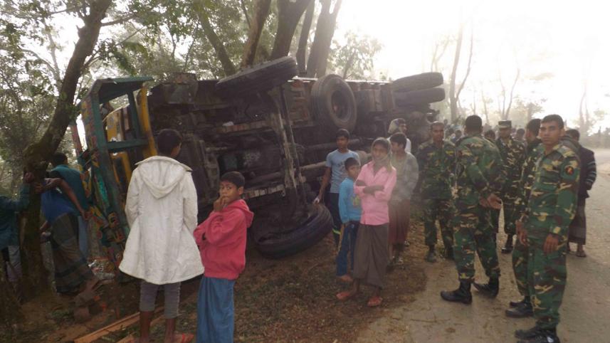 Bandarban-road-accident-3.jpg