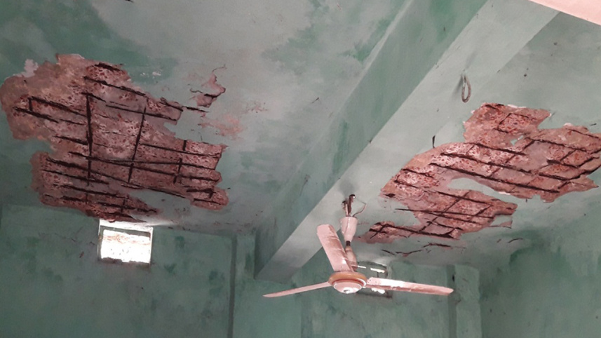 bbaria-ceiling-2.jpg