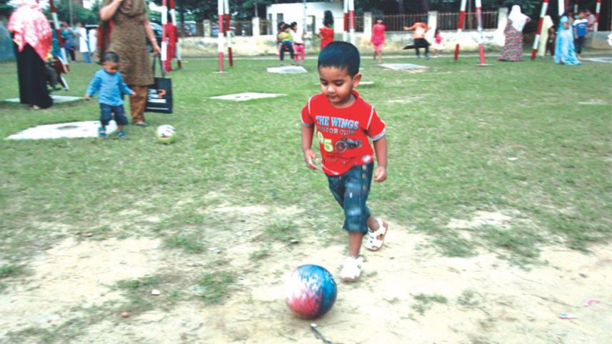 Days of Play Fade Away