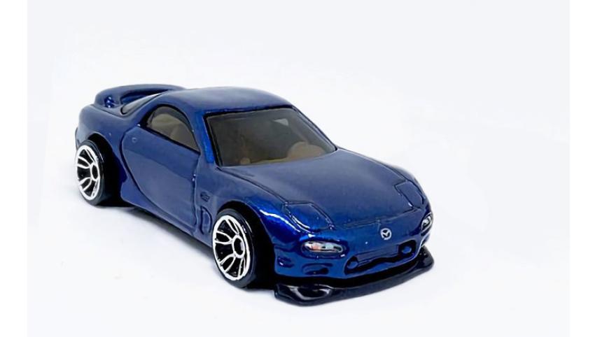 fd_rx7_hotwheels_2.jpg