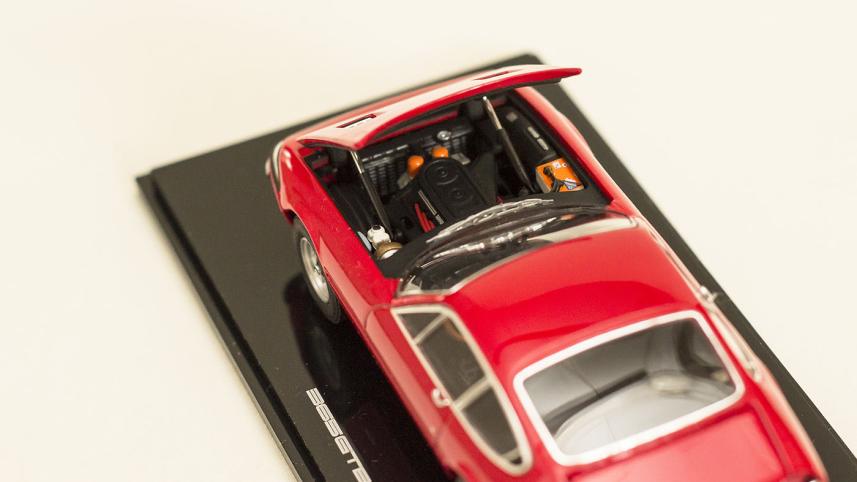 Ferrari Daytona 365 GTB4 - Kyosho - Ehsanur Raza Ronny - Shift d.jpg