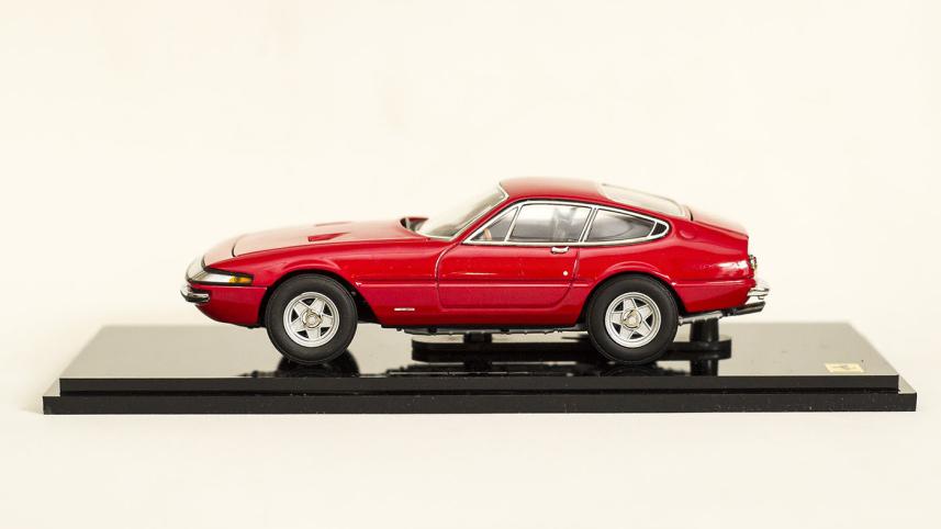 Ferrari Daytona 365 GTB4 - Kyosho - Ehsanur Raza Ronny - Shift e.jpg