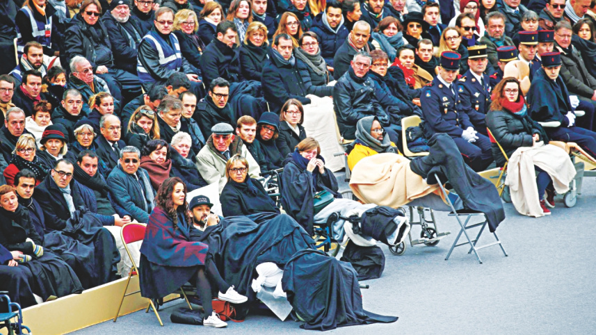 homage to paris victims 1.jpg