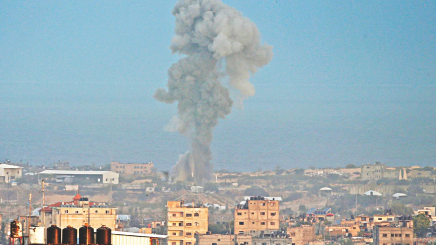 israel_pounds_gaza_after_rocket_fire_3