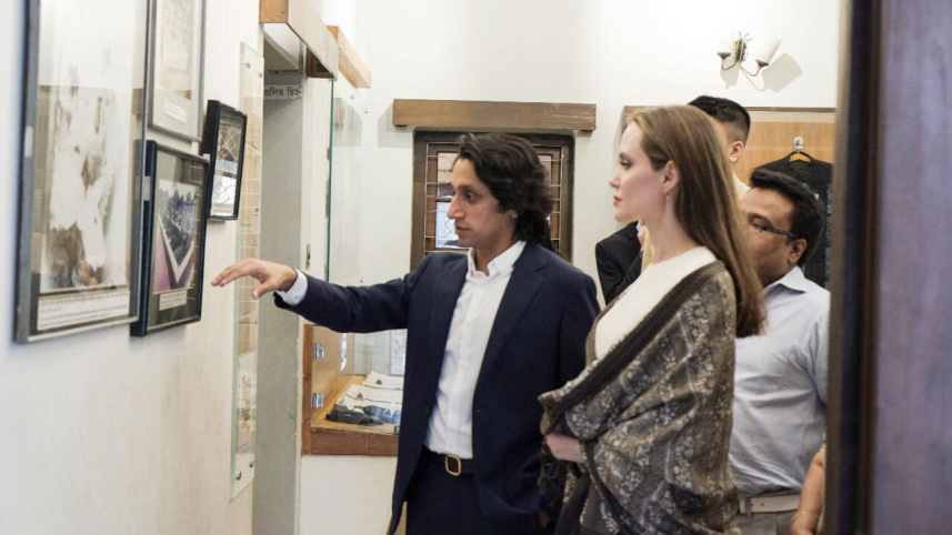 Actress Angelina Jolie