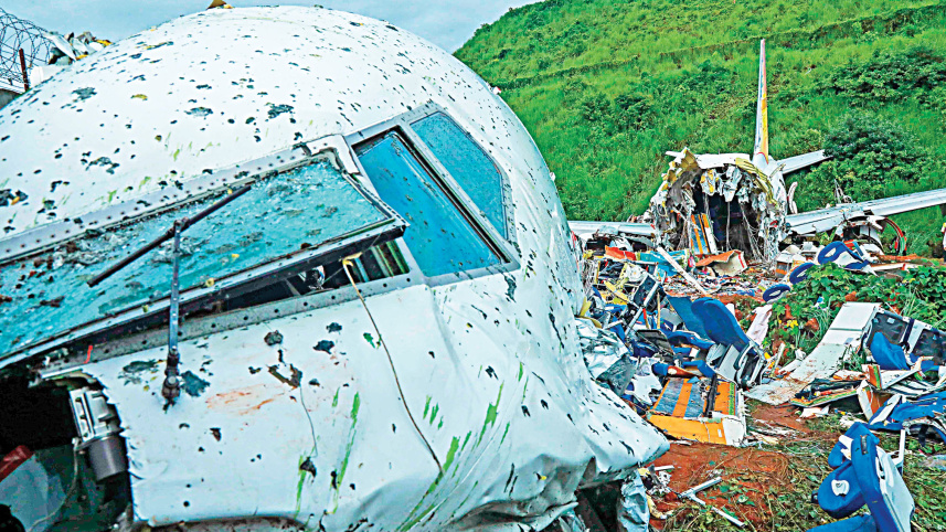 kerala-plane-accident-2.jpg