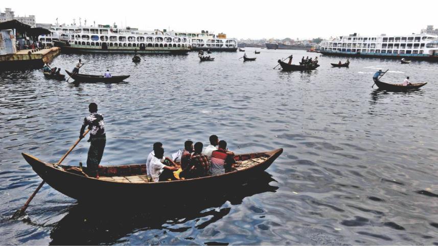 Looking for Stories A morning in Sadarghat