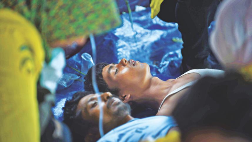 migrants rescued 2.jpg