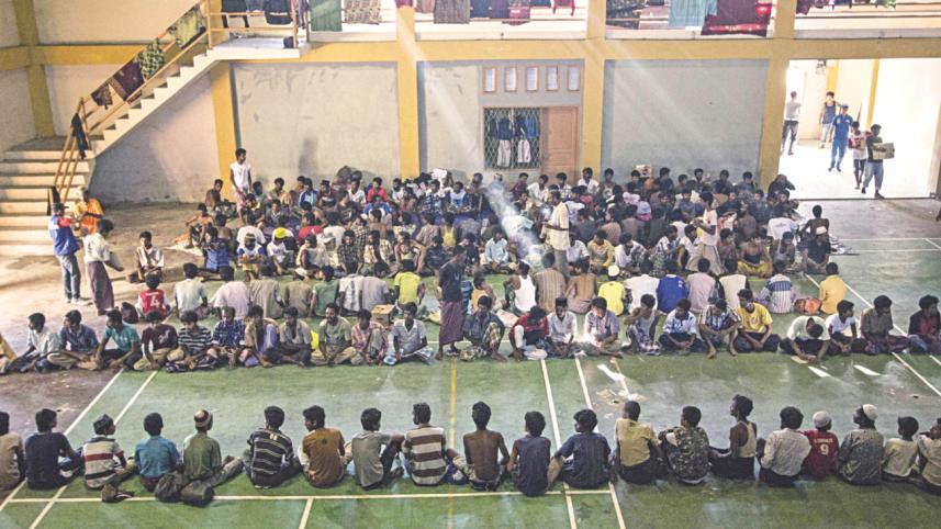 migrants rescued 4.jpg